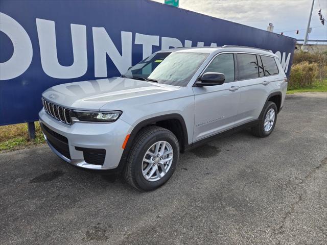 2025 Jeep Grand Cherokee GRAND CHEROKEE L LAREDO 4X4