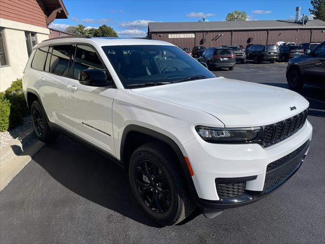 2025 Jeep Grand Cherokee GRAND CHEROKEE L ALTITUDE X 4X4