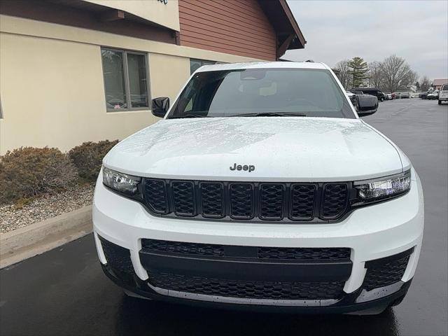 2025 Jeep Grand Cherokee GRAND CHEROKEE L ALTITUDE X 4X4