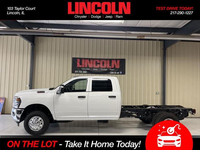 2026 RAM Ram 3500 Chassis Cab RAM 3500 TRADESMAN CREW CAB CHASSIS 4X4 60 CA 2026 RAM Ram 3500 Chassis Cab RAM 3500 TRADESMAN CREW CAB CHASSIS 4X4 60 CA