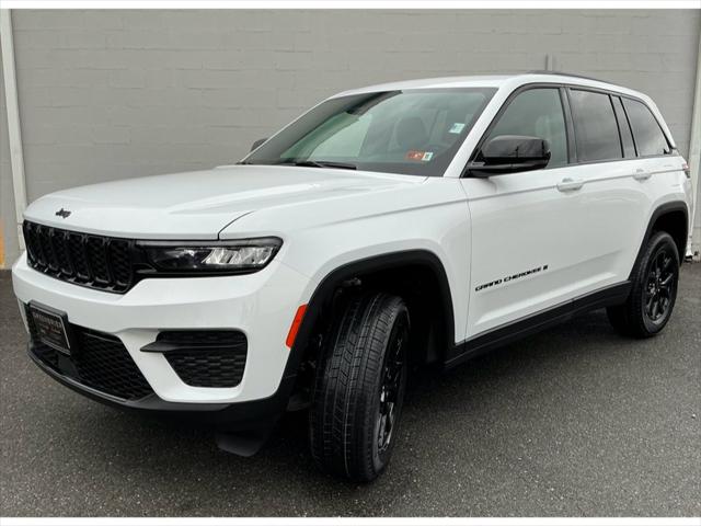 2025 Jeep Grand Cherokee GRAND CHEROKEE ALTITUDE 4X4 2025 Jeep Grand Cherokee GRAND CHEROKEE ALTITUDE 4X4