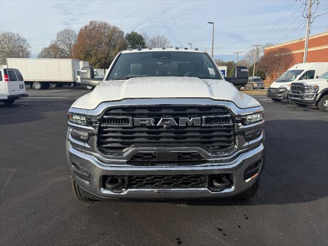 2026 RAM Ram 4500 Chassis Cab RAM 4500 TRADESMAN CHASSIS CREW CAB 4X4 60 CA