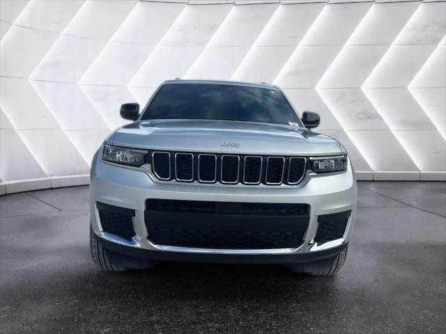 2025 Jeep Grand Cherokee GRAND CHEROKEE L LAREDO 4X2
