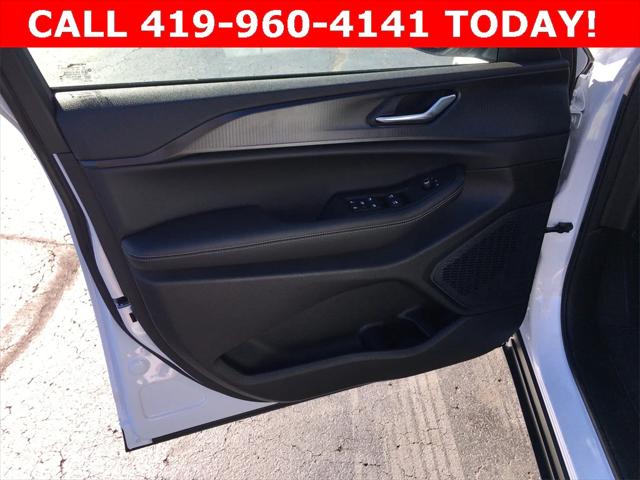 2025 Jeep Grand Cherokee GRAND CHEROKEE LAREDO X 4X4 2025 Jeep Grand Cherokee GRAND CHEROKEE LAREDO X 4X4