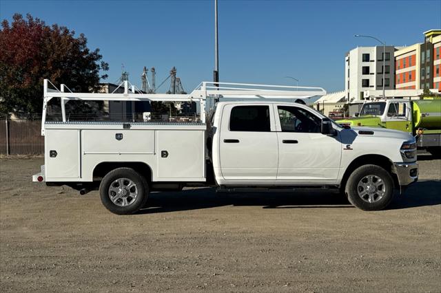 2026 RAM Ram 3500 Chassis Cab RAM 3500 TRADESMAN CREW CAB CHASSIS 4X4 60 CA 2026 RAM Ram 3500 Chassis Cab RAM 3500 TRADESMAN CREW CAB CHASSIS 4X4 60 CA
