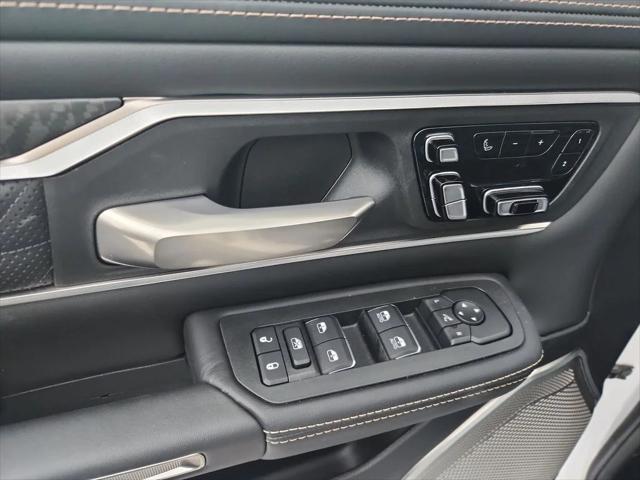 2026 Ram 1500 Tungsten Crew Cab 4x4 5'7" Box