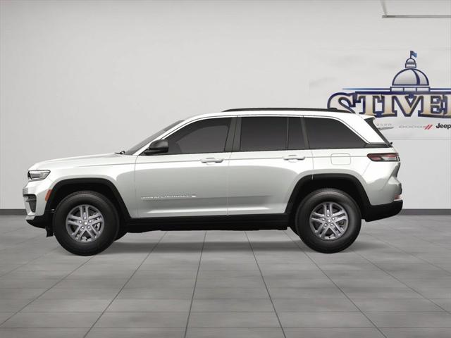 2025 Jeep Grand Cherokee GRAND CHEROKEE LAREDO 4X2