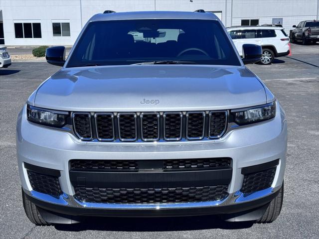 2025 Jeep Grand Cherokee GRAND CHEROKEE L LAREDO X 4X4