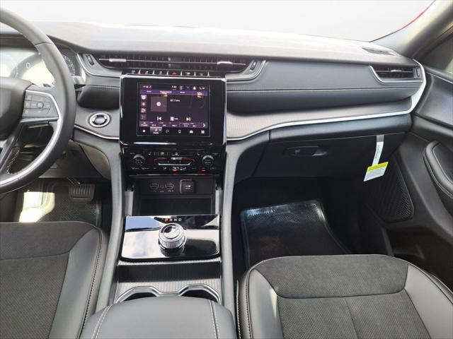 2025 Jeep Grand Cherokee GRAND CHEROKEE L ALTITUDE X 4X2