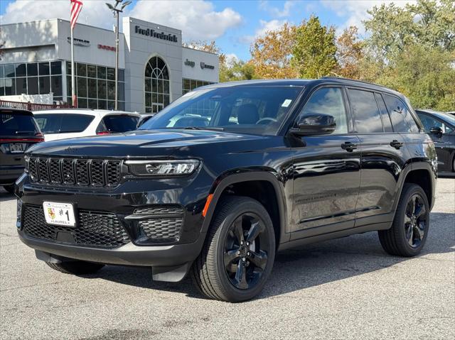 2025 Jeep Grand Cherokee GRAND CHEROKEE ALTITUDE X 4X4