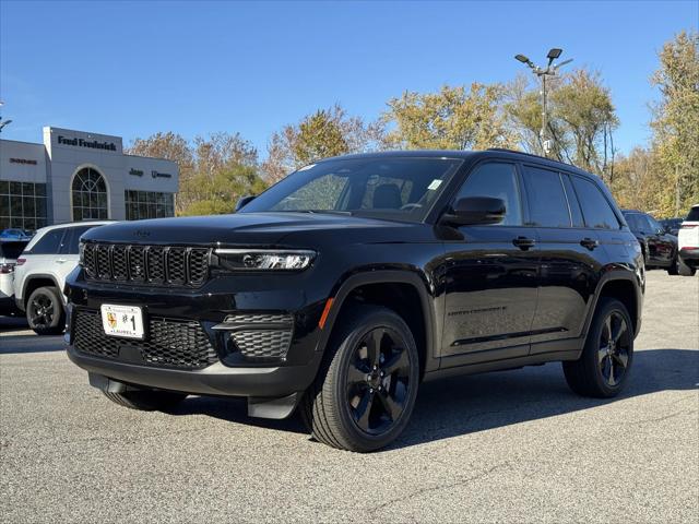 2025 Jeep Grand Cherokee GRAND CHEROKEE ALTITUDE X 4X4