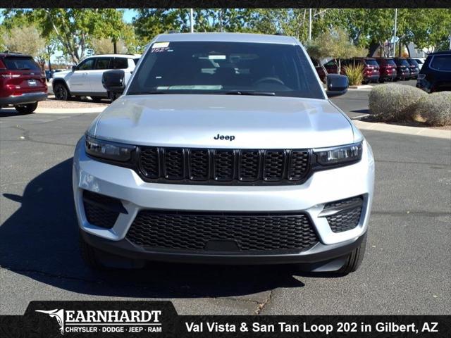 2025 Jeep Grand Cherokee GRAND CHEROKEE ALTITUDE 4X2 2025 Jeep Grand Cherokee GRAND CHEROKEE ALTITUDE 4X2