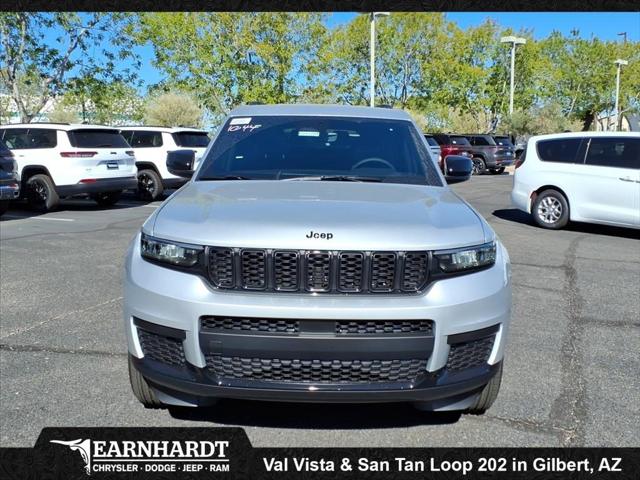 2025 Jeep Grand Cherokee GRAND CHEROKEE L ALTITUDE 4X4