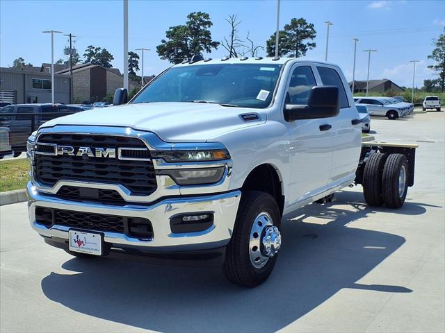 2026 RAM Ram 3500 Chassis Cab RAM 3500 TRADESMAN CREW CAB CHASSIS 4X4 60 CA