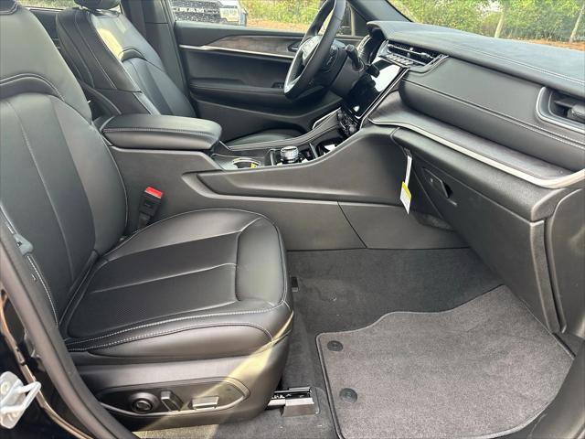 2025 Jeep Grand Cherokee Limited 4x2