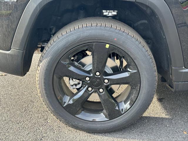 2025 Jeep Grand Cherokee Limited 4x2