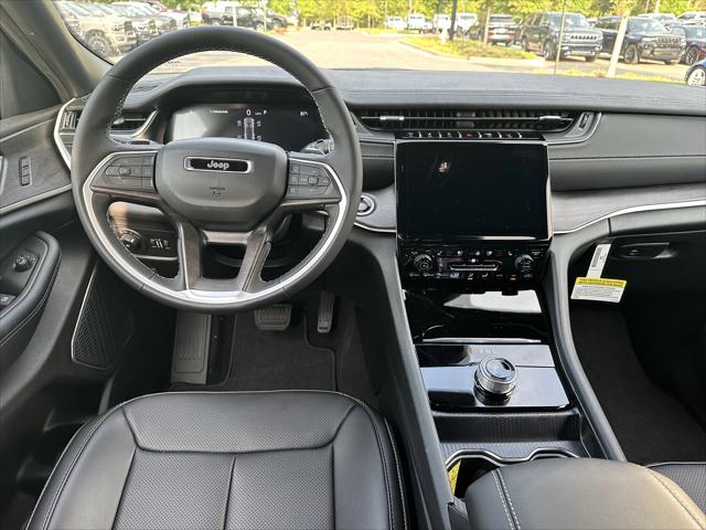 2025 Jeep Grand Cherokee Limited 4x2