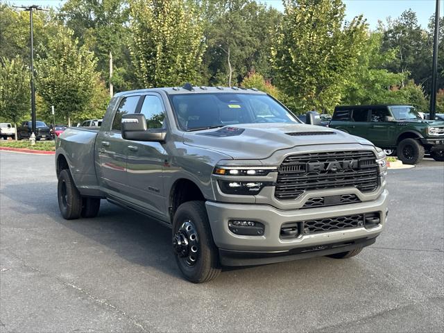 2026 RAM Ram 3500 RAM 3500 LARAMIE MEGA CAB 4X4 64 BOX