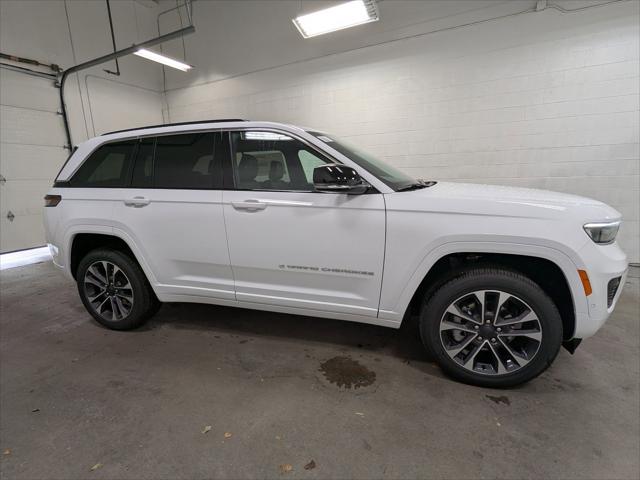 2025 Jeep Grand Cherokee GRAND CHEROKEE OVERLAND 4X4