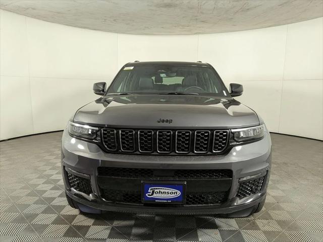 2025 Jeep Grand Cherokee GRAND CHEROKEE L SUMMIT 4X4