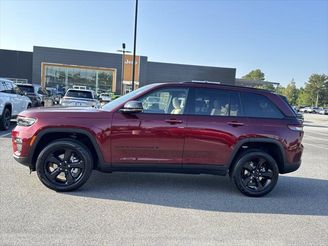 2025 Jeep Grand Cherokee GRAND CHEROKEE LIMITED 4X4