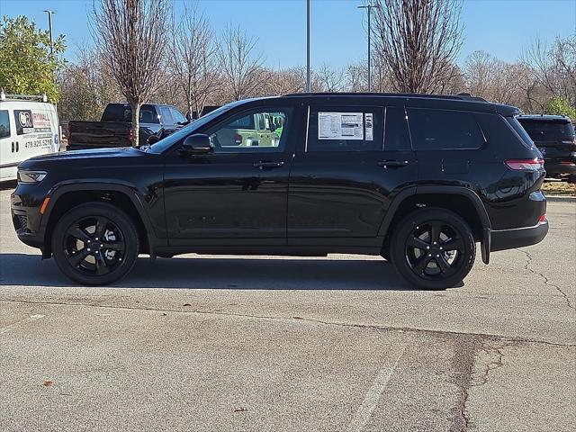 2025 Jeep Grand Cherokee GRAND CHEROKEE L ALTITUDE X 4X4