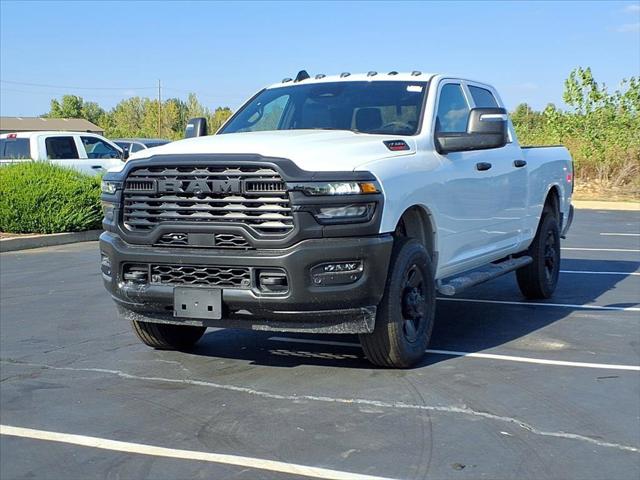 2026 RAM Ram 3500 RAM 3500 TRADESMAN CREW CAB 4X4 64 BOX
