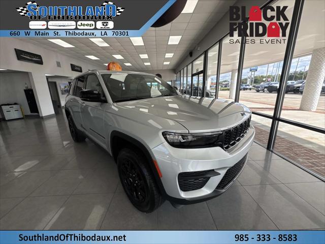 2025 Jeep Grand Cherokee GRAND CHEROKEE ALTITUDE 4X2