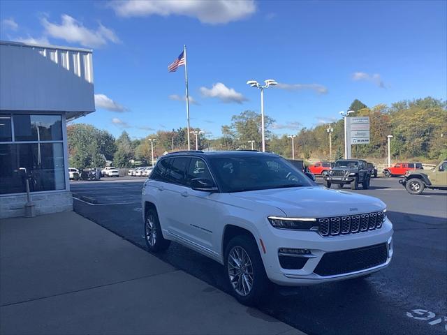 2025 Jeep Grand Cherokee GRAND CHEROKEE SUMMIT 4X4