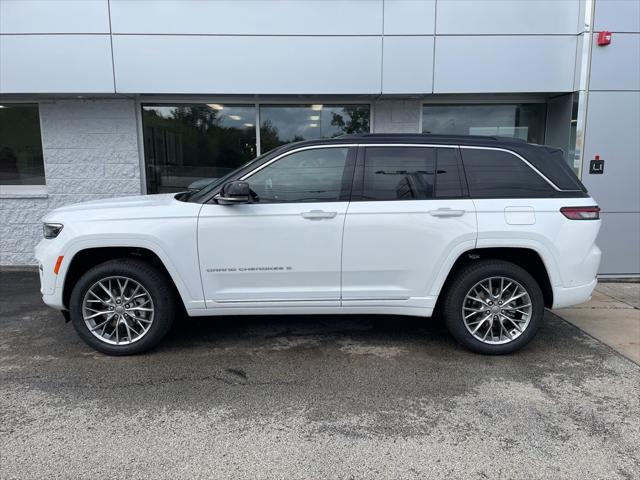 2025 Jeep Grand Cherokee GRAND CHEROKEE SUMMIT 4X4