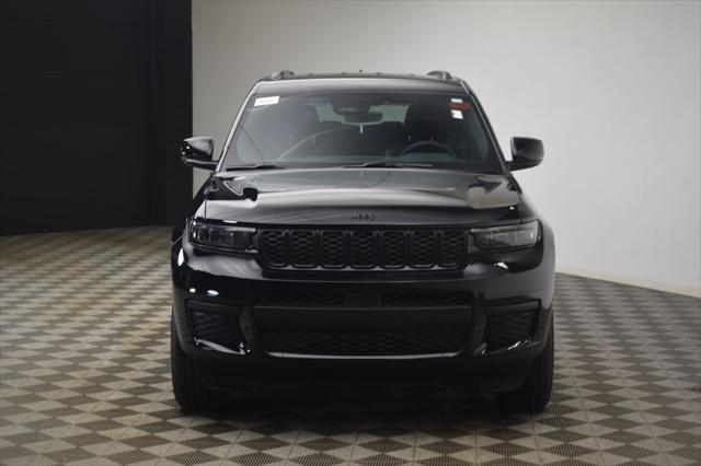 2025 Jeep Grand Cherokee GRAND CHEROKEE L ALTITUDE 4X4