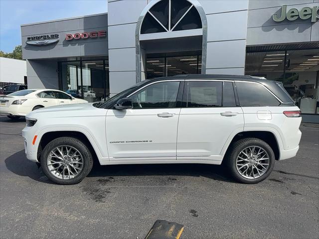 2025 Jeep Grand Cherokee GRAND CHEROKEE SUMMIT 4X4