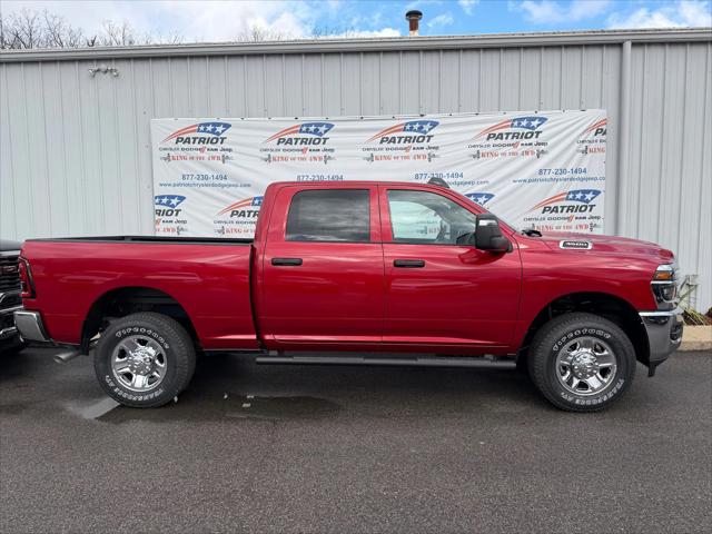 2026 RAM Ram 3500 RAM 3500 TRADESMAN CREW CAB 4X4 64 BOX