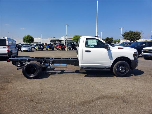 2026 RAM Ram 3500 Chassis Cab RAM 3500 TRADESMAN CHASSIS REGULAR CAB 4X2 84 CA