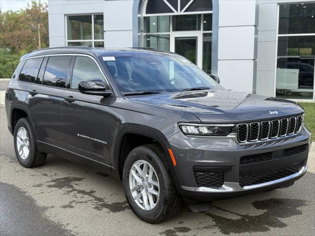 2025 Jeep Grand Cherokee GRAND CHEROKEE L LAREDO X 4X4