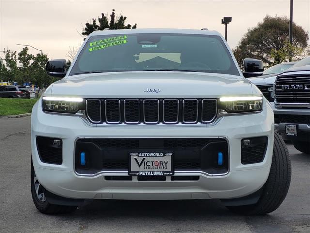 2022 Jeep Grand Cherokee 4xe Overland 4x4 2022 Jeep Grand Cherokee 4xe Overland 4x4