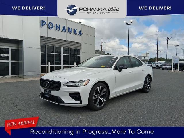 2025 Volvo S60 B5 Core 2025 Volvo S60 B5 Core