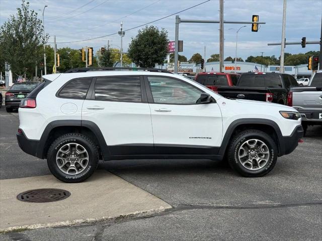 2022 Jeep Cherokee Trailhawk 4x4 2022 Jeep Cherokee Trailhawk 4x4