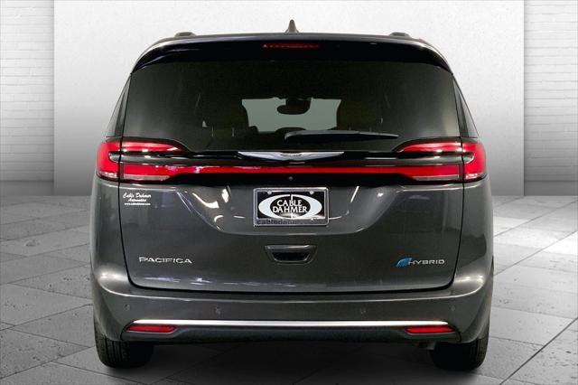 2022 Chrysler Pacifica Hybrid Pinnacle 2022 Chrysler Pacifica Hybrid Pinnacle