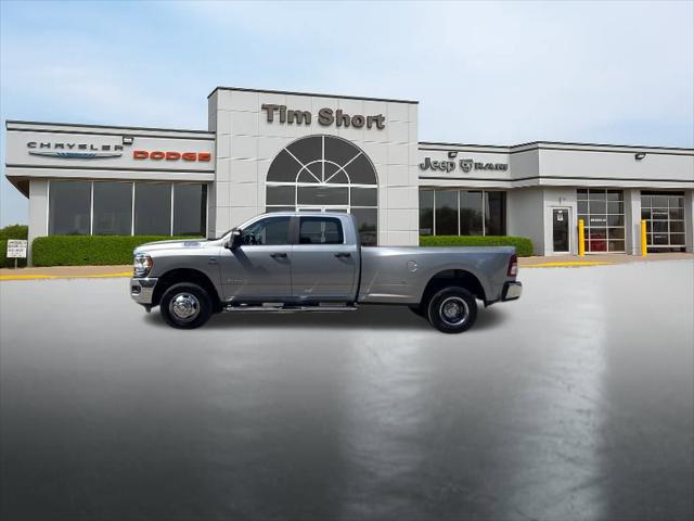 2024 RAM 3500 Big Horn Crew Cab 4x4 8 Box 2024 RAM 3500 Big Horn Crew Cab 4x4 8 Box