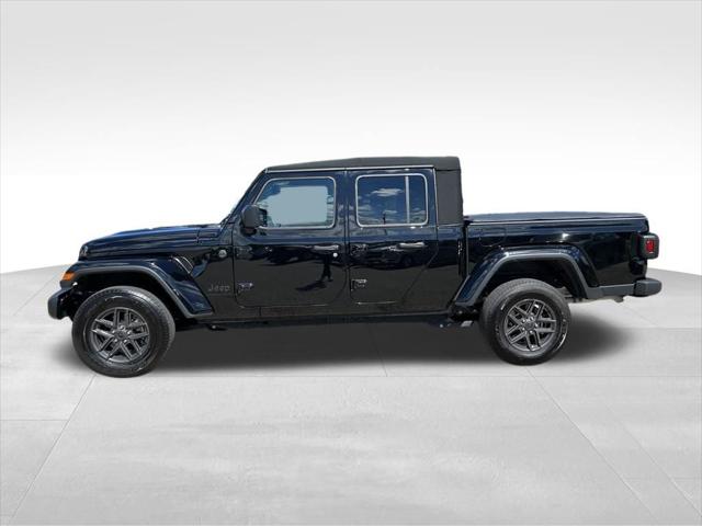 2024 Jeep Gladiator Sport S