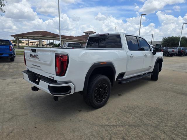 2023 GMC Sierra 2500HD 4WD Crew Cab Standard Bed AT4