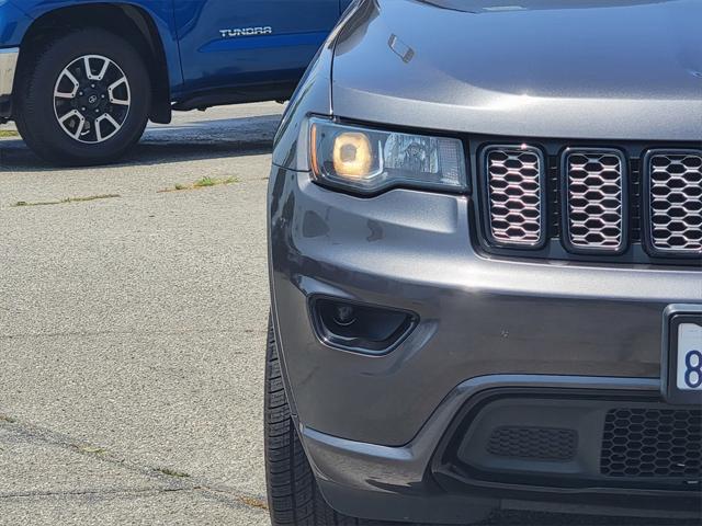 2021 Jeep Grand Cherokee Laredo X 4x4