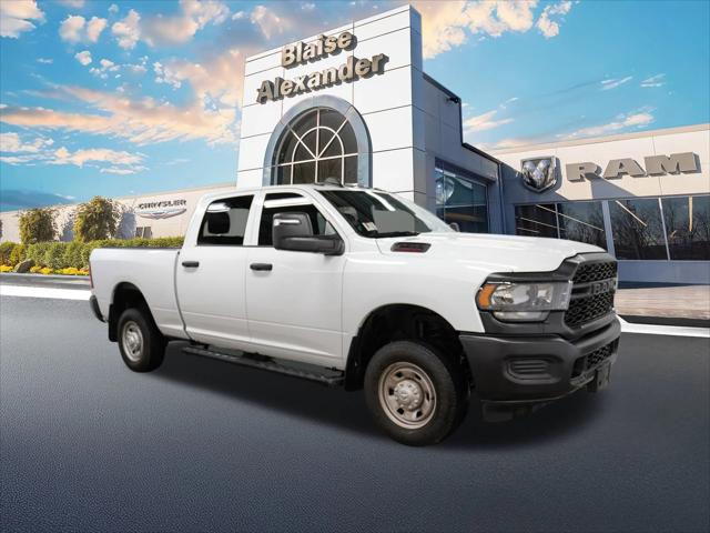2024 RAM 2500 Tradesman Crew Cab 4x4 64 Box
