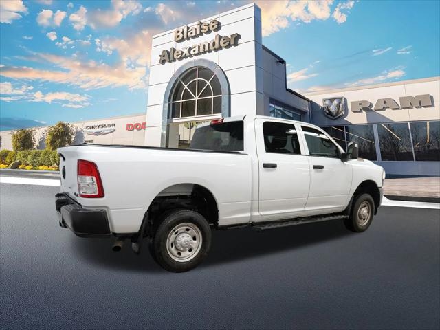 2024 RAM 2500 Tradesman Crew Cab 4x4 64 Box