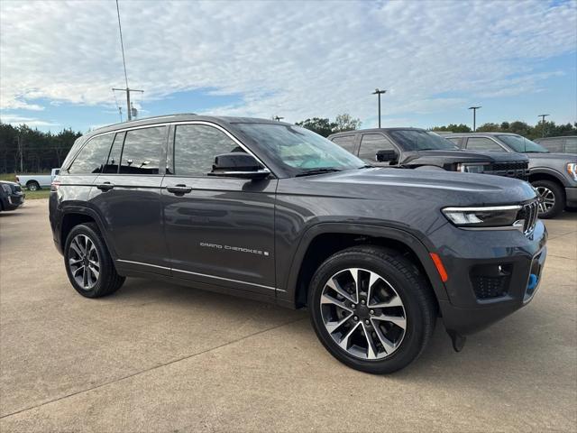 2022 Jeep Grand Cherokee 4xe Overland 4x4