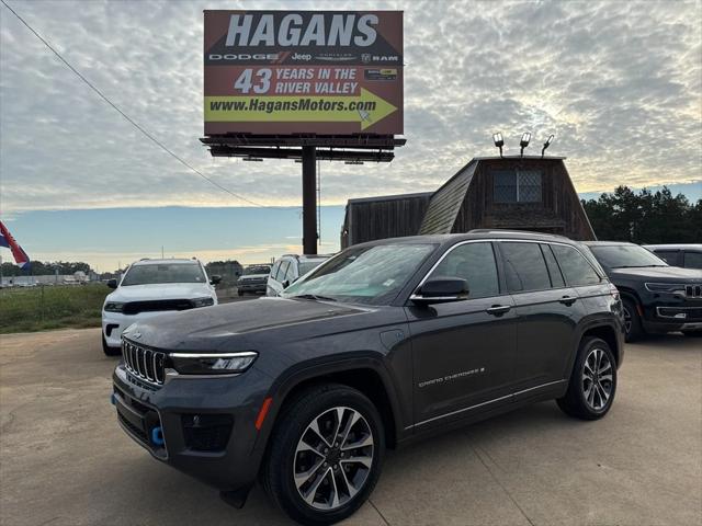 2022 Jeep Grand Cherokee 4xe Overland 4x4 2022 Jeep Grand Cherokee 4xe Overland 4x4