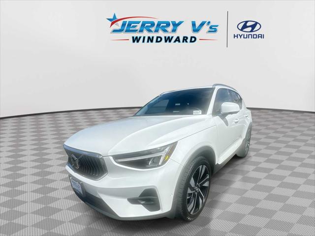 2023 Volvo XC40 B4 Plus Bright Theme 2023 Volvo XC40 B4 Plus Bright Theme