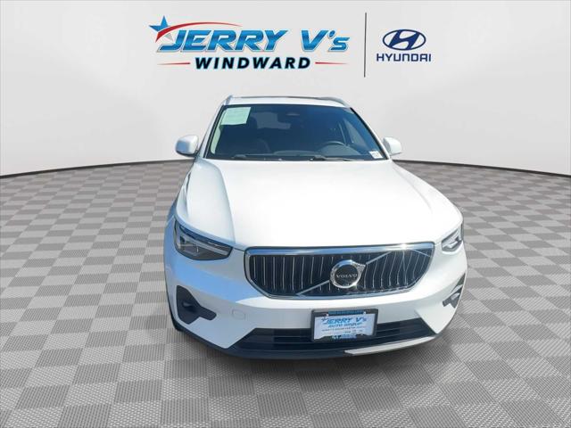 2023 Volvo XC40 B4 Plus Bright Theme 2023 Volvo XC40 B4 Plus Bright Theme