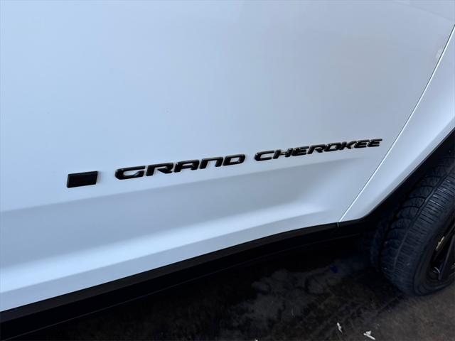 2023 Jeep Grand Cherokee L Altitude 4x2